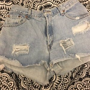 Levi’s Highwaisted Shorts (vintage 10)